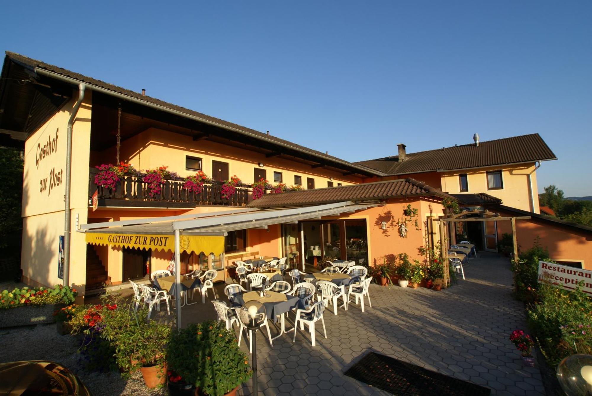 Gasthof Hotel Zur Post Ferlach Exteriér fotografie