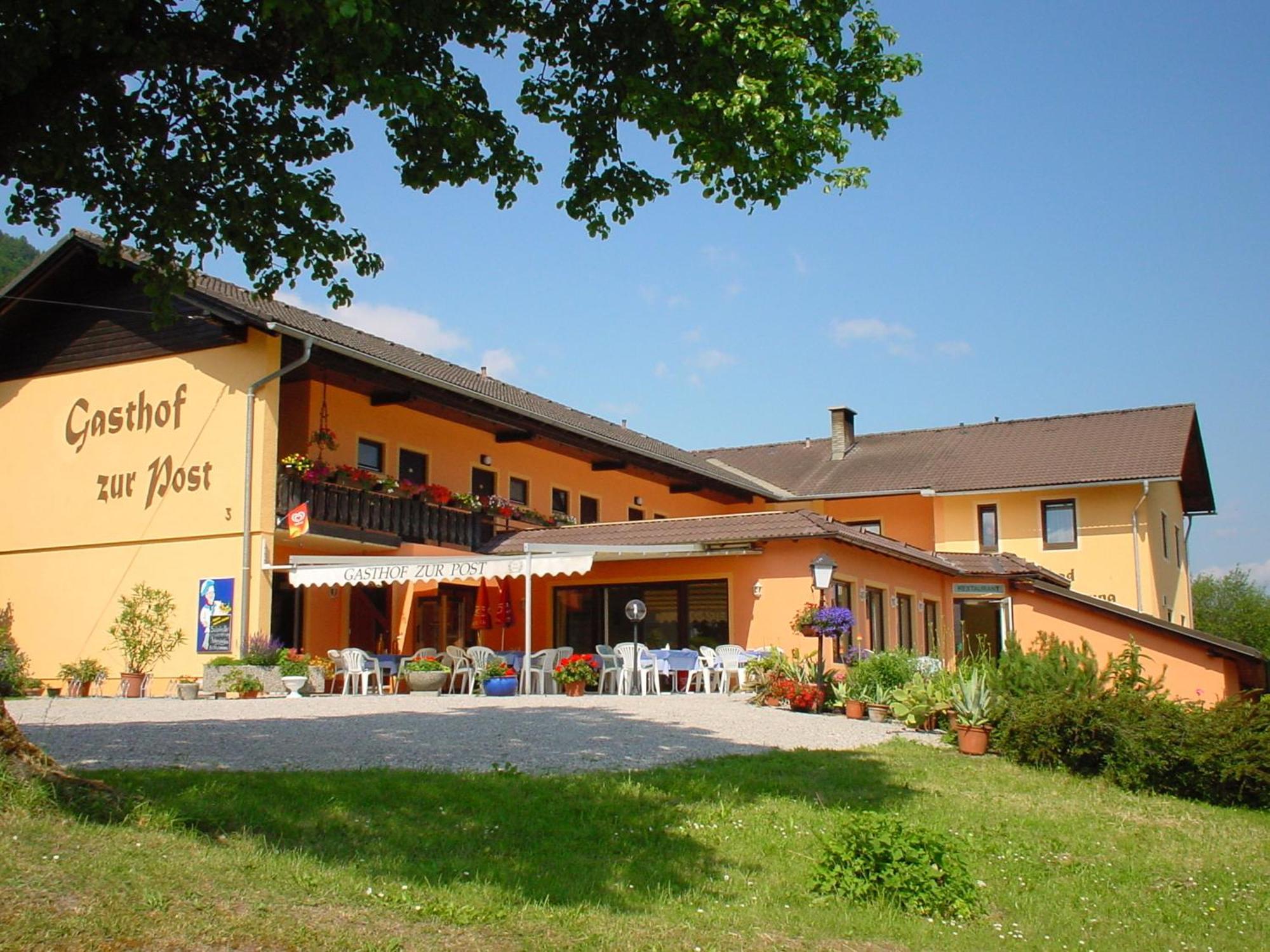 Gasthof Hotel Zur Post Ferlach Exteriér fotografie