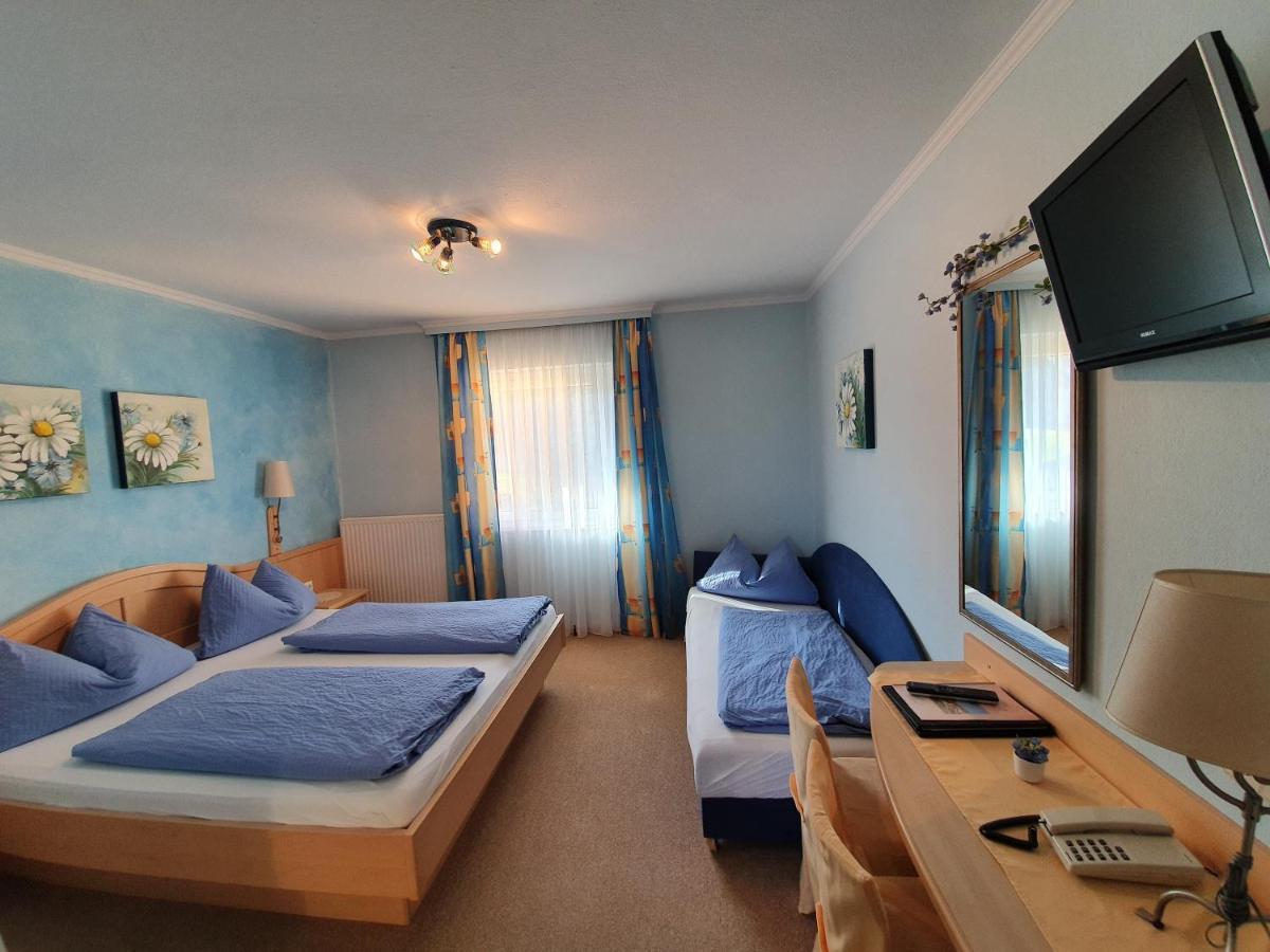 Gasthof Hotel Zur Post Ferlach Exteriér fotografie
